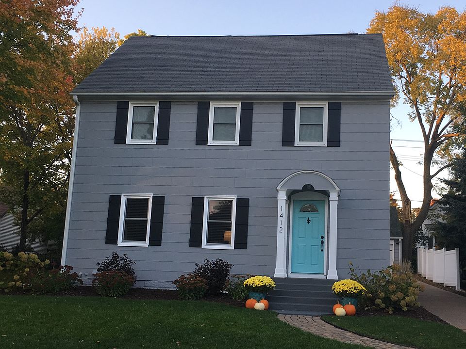 1412 Hogeboom Avenue