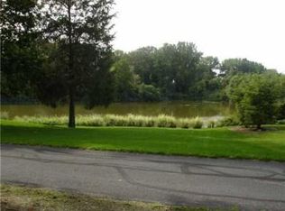 300 N Crest Dr, Port Clinton, OH 43452
