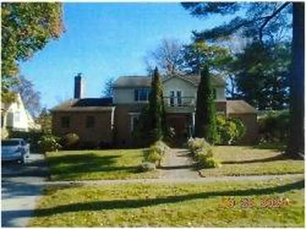 8 The Blvd, New Rochelle, NY 10801