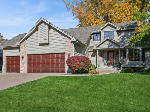 8967 Ashley Ter, Minneapolis, MN 55443