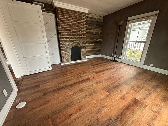 4th image of 611 Taylor Ave
