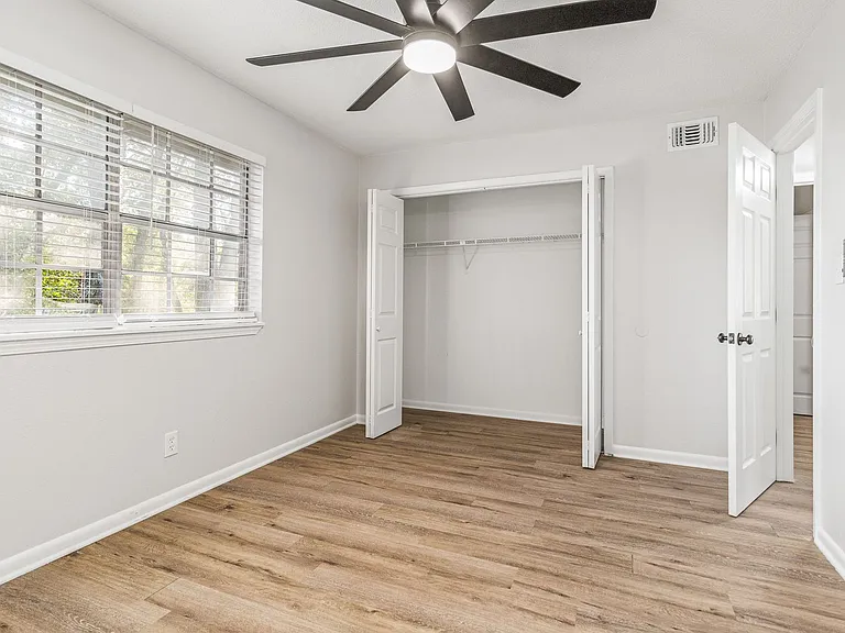 6665 Magnolia St — Photo 30