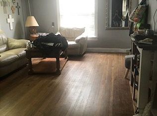 6720 Terrell St, Groves, TX 77619