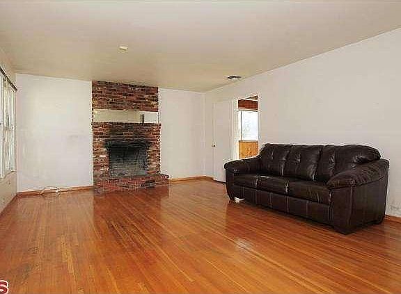 5th image of 6611 Blewett Ave