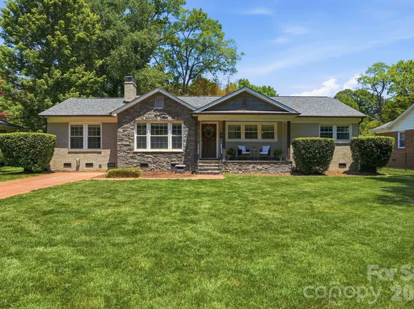 5623 Wedgewood Dr, Charlotte, NC 28210