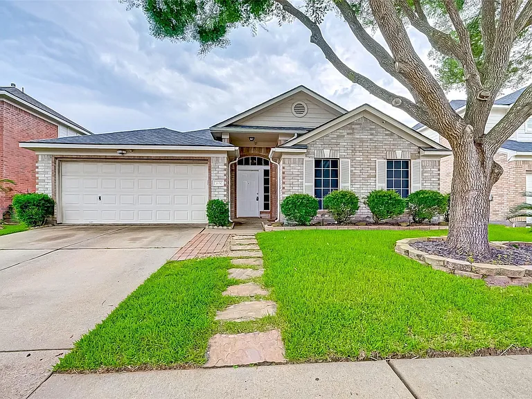 3630 Winstrome Ct — Photo 1
