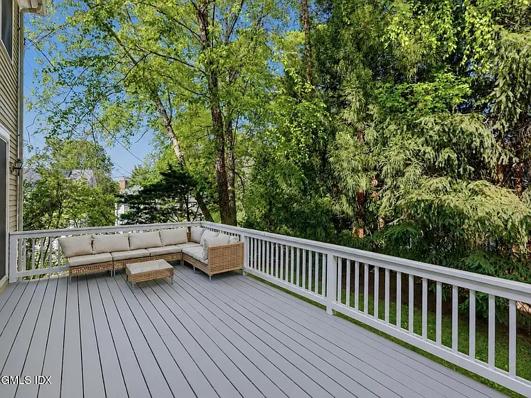 4 Sickle Bar Ln — Photo 34