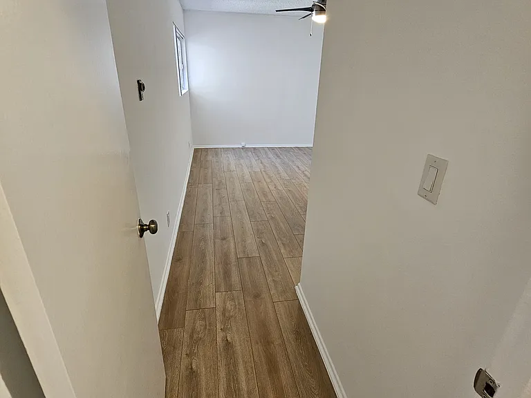 1202 N Fuller Ave #6 — Photo 8