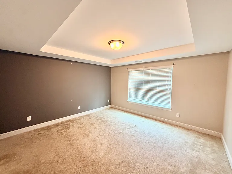 102 Harvest Oaks Ln — Photo 9
