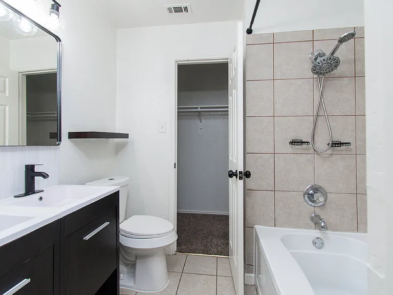 1213 Fox Creek Dr — Photo 18