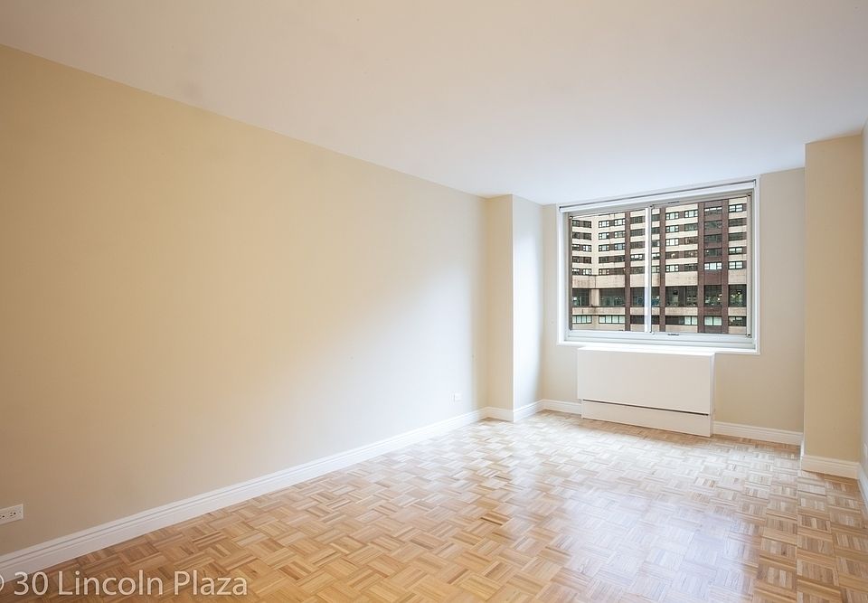1st image of 30 W 63rd St APT 9C