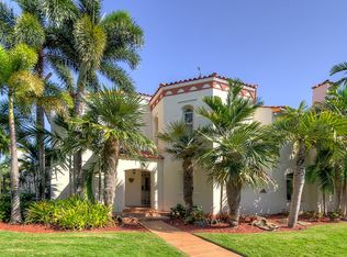 2755 N Bay Rd, Miami Beach, FL 33140