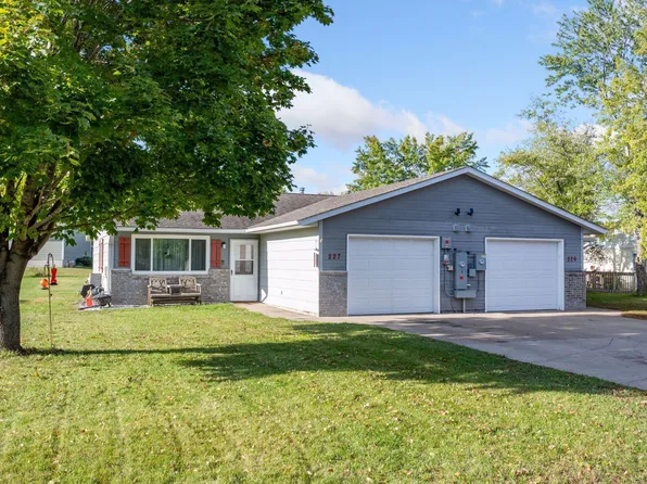 227/229 Marvin Elwood Rd, Monticello, MN 55362