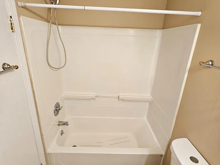 509 Beebe Ct — Photo 19