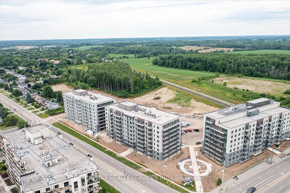 2 bed, $2,375 — Photo 3