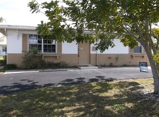 8571 Pickwick Rd, North Port, FL 34287