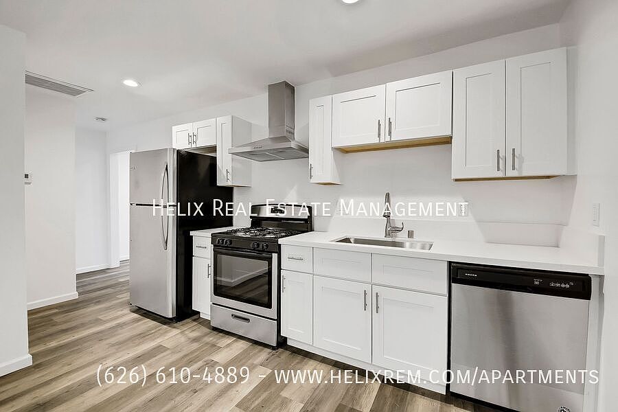 1st image of 3160 Warwick Ave #3168