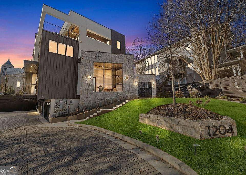 1st image of 1204 Piedmont Ave NE #2