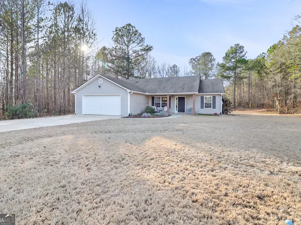 116 Esther Ln, Grantville, GA 30220