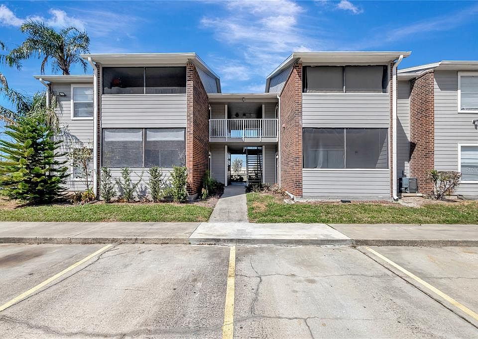 1st image of 1400 GANDY BOULEVARD N #502