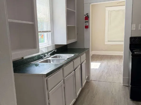 214 E Huff Ave #2, San Antonio, TX 78214