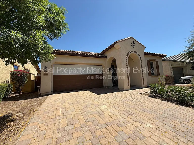 20508 W Carlton Mnr — Photo 2