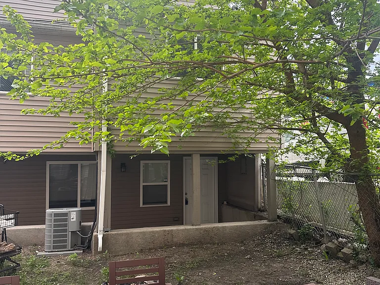 2508 N Ashland Ave — Photo 10