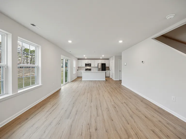 107 Malibu Dr — Photo 3