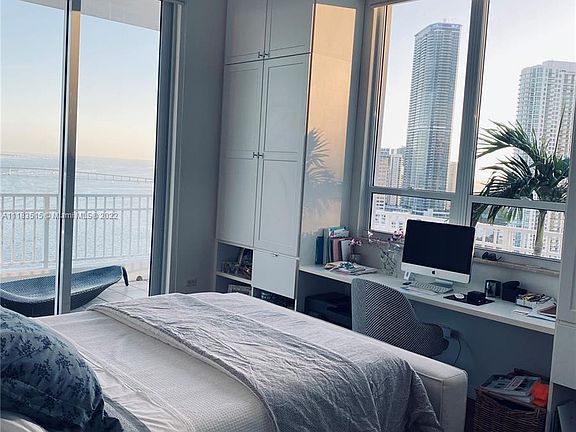 5th image of 801 Brickell Key Blvd #Penthouse 03