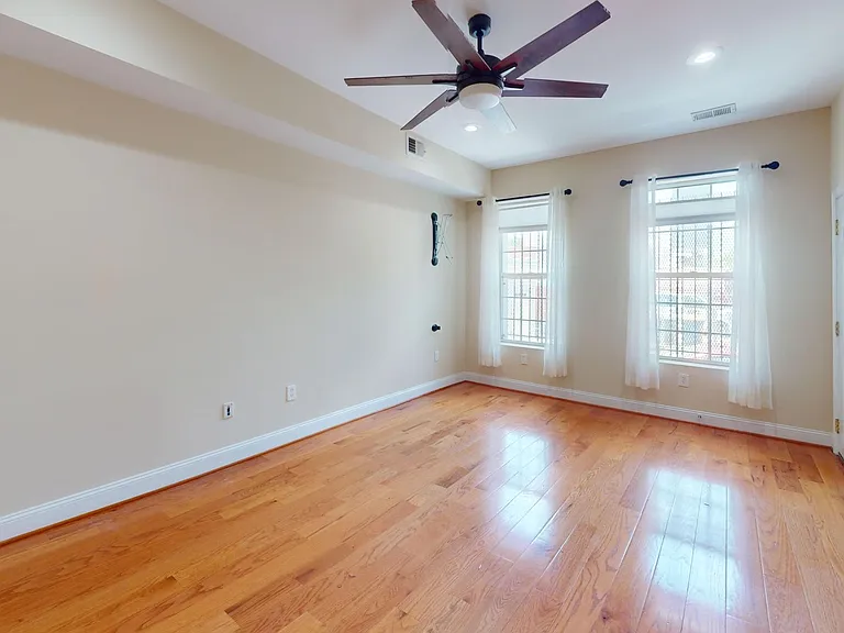 652 Newton Pl NW #2 — Photo 7