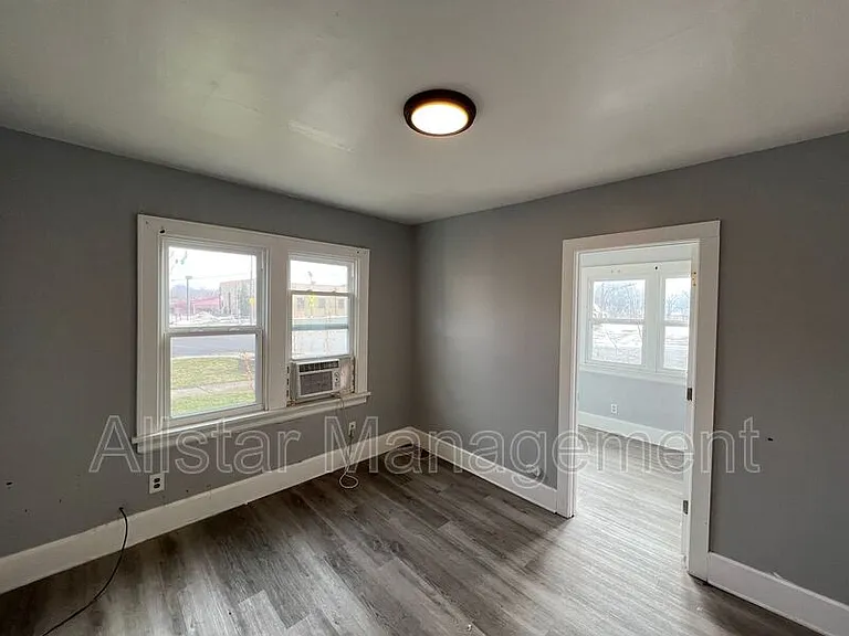 539 E Cuyahoga Falls Ave #1 — Photo 3