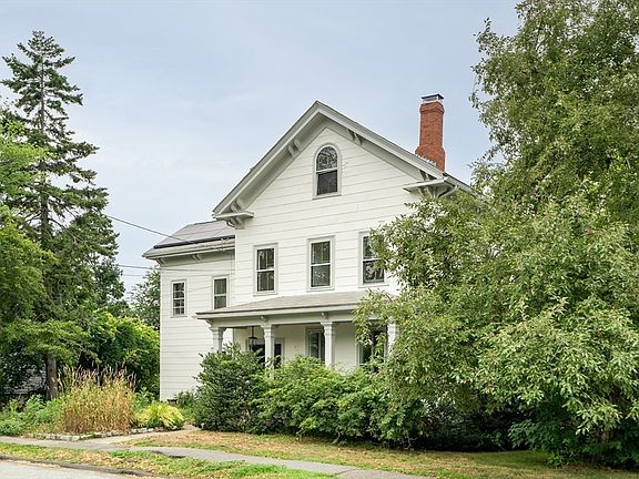 2nd image of 39 Green St