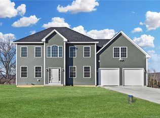 14 Deer Mdw, East Hampton, CT 06424