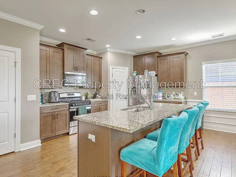 1157 Leary St — Photo 9