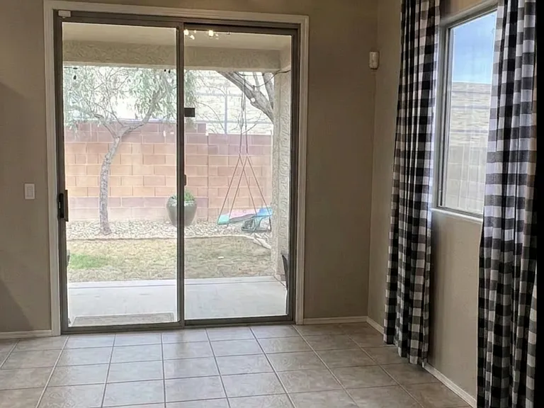 17565 N 167th Dr — Photo 25