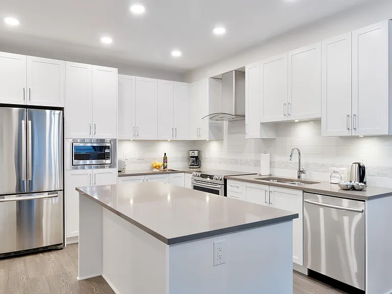 4690 Hawk Ln #220 — Photo 6