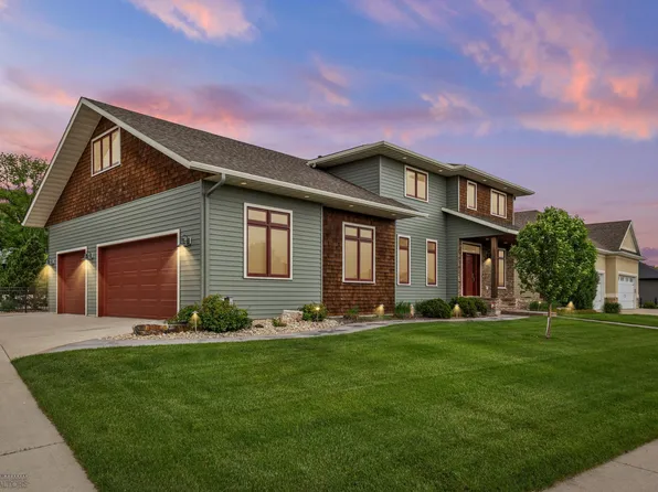 4147 66th St S, Fargo, ND 58104