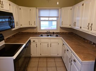 1895 Harrodsburg Rd, Lexington, KY 40504