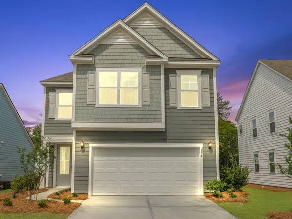 194 E Pinckney St, Lincolnville, SC 29485