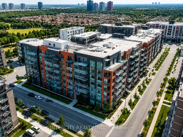 85 Attmar Dr #225, Brampton, ON L6P 2R4