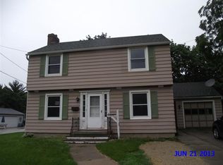 509 W Racine St, Jefferson, WI 53549