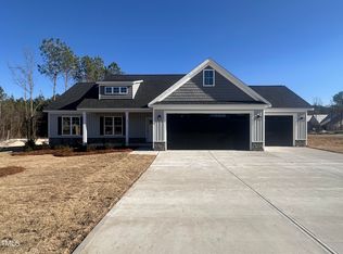 614 Tuscany Cir, Princeton, NC 27569