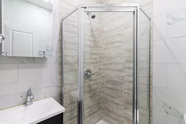 Rented by Compass | media 14