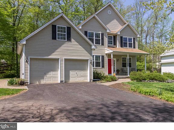 2nd image of 3824 Highland Dr