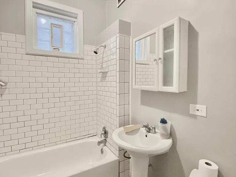 1444 N Talman Ave #2 — Photo 10