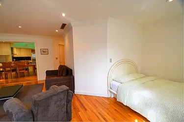 Rented by Smart City Real Estate LLC