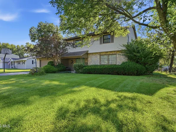 2415 Sweetwater Rd, Findlay, OH 45840
