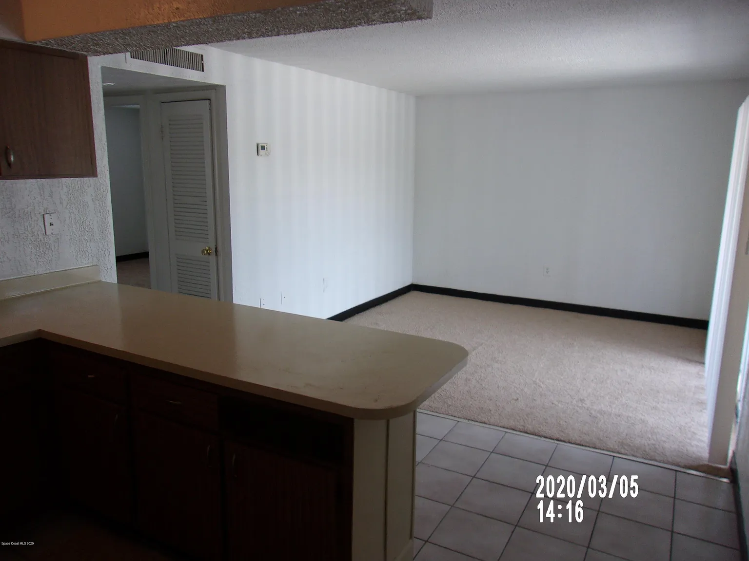 2 bed, 1.0 bath, 674 sqft, $1,000 — Photo 3