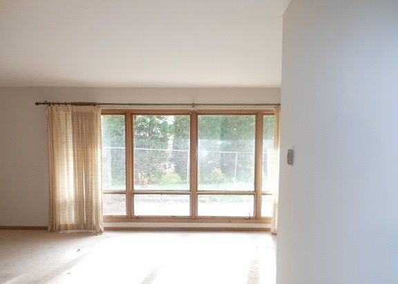 3rd image of 2220 Mayflower Dr