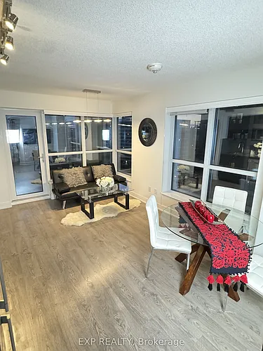7 Mabelle Ave #804 Photo 1